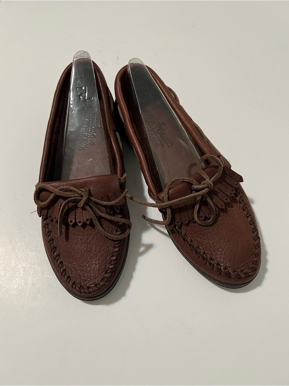 Minnetonka Moosehide Classic Moccasins Shoes Slip On Comfortable Brown